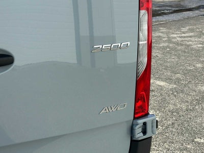 2026 Mercedes-Benz Sprinter 2500 Standard Roof I4 Diesel HO 144 AWD