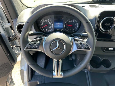 2026 Mercedes-Benz Sprinter 2500 Standard Roof I4 Diesel HO 144 AWD