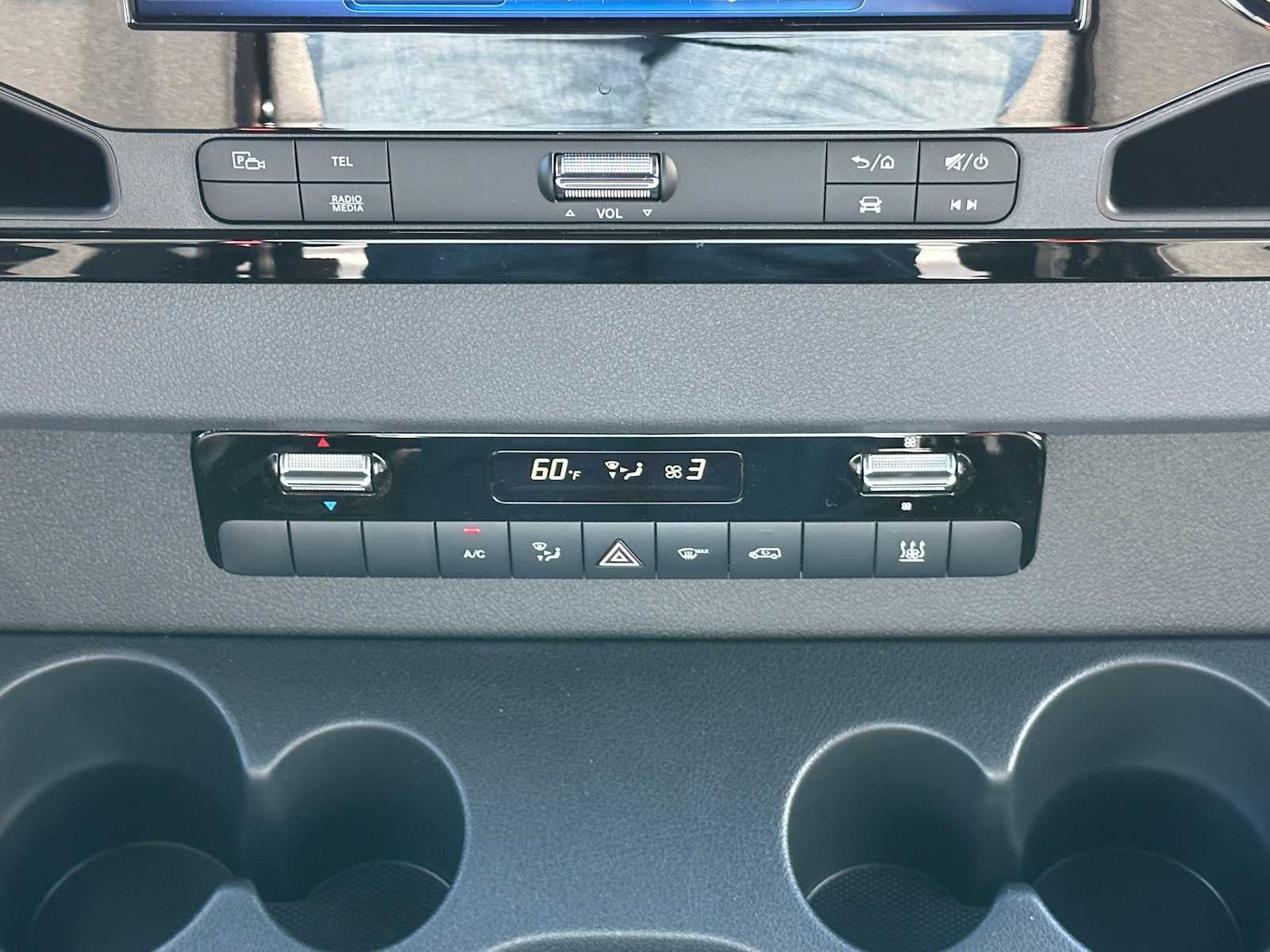 2026 Mercedes-Benz Sprinter 2500 Standard Roof I4 Diesel HO 144 AWD