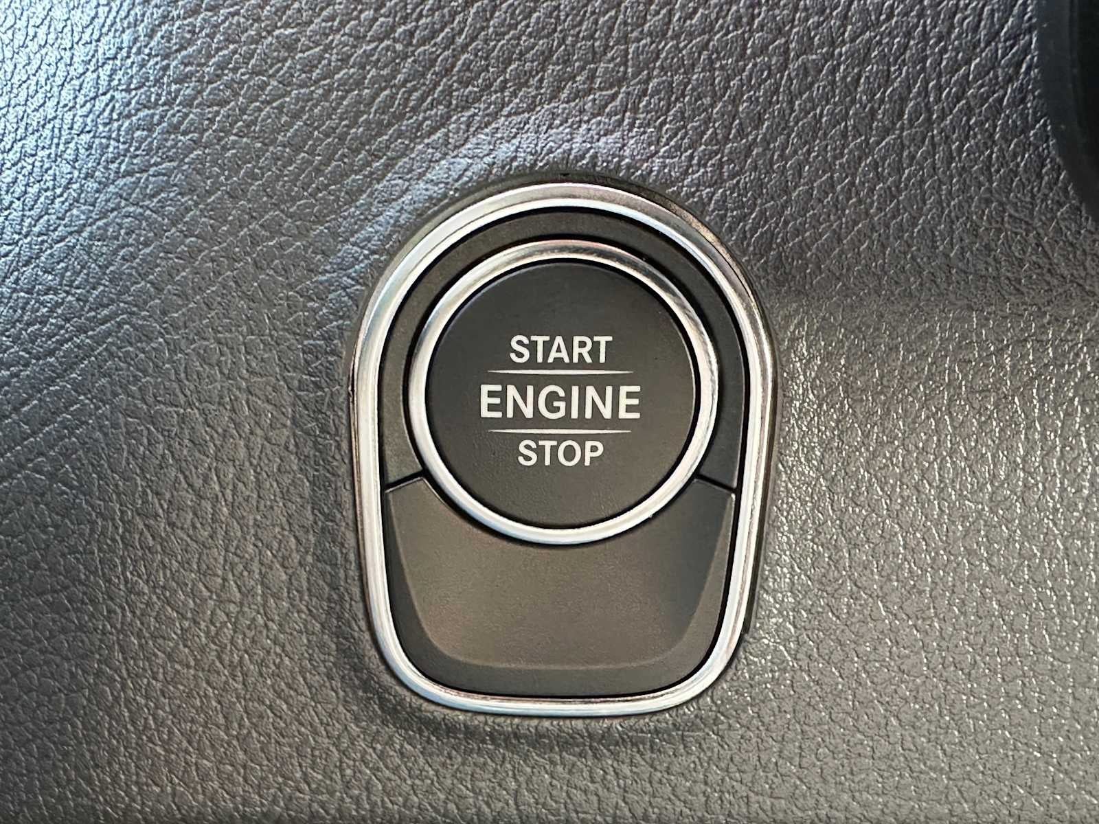 2026 Mercedes-Benz Sprinter 2500 Standard Roof I4 Diesel HO 144 AWD