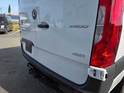 2026 Mercedes-Benz Sprinter 2500 Standard Roof I4 Diesel HO 144 AWD