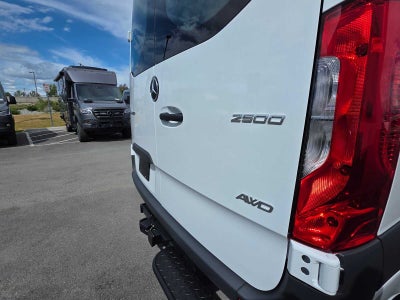 2026 Mercedes-Benz Sprinter 2500 Standard Roof I4 Diesel HO 144 AWD