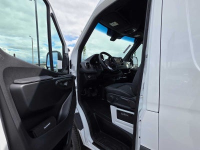 2026 Mercedes-Benz Sprinter 2500 Standard Roof I4 Diesel HO 144 AWD