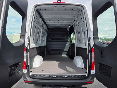 2026 Mercedes-Benz Sprinter 2500 Standard Roof I4 Diesel HO 144 AWD