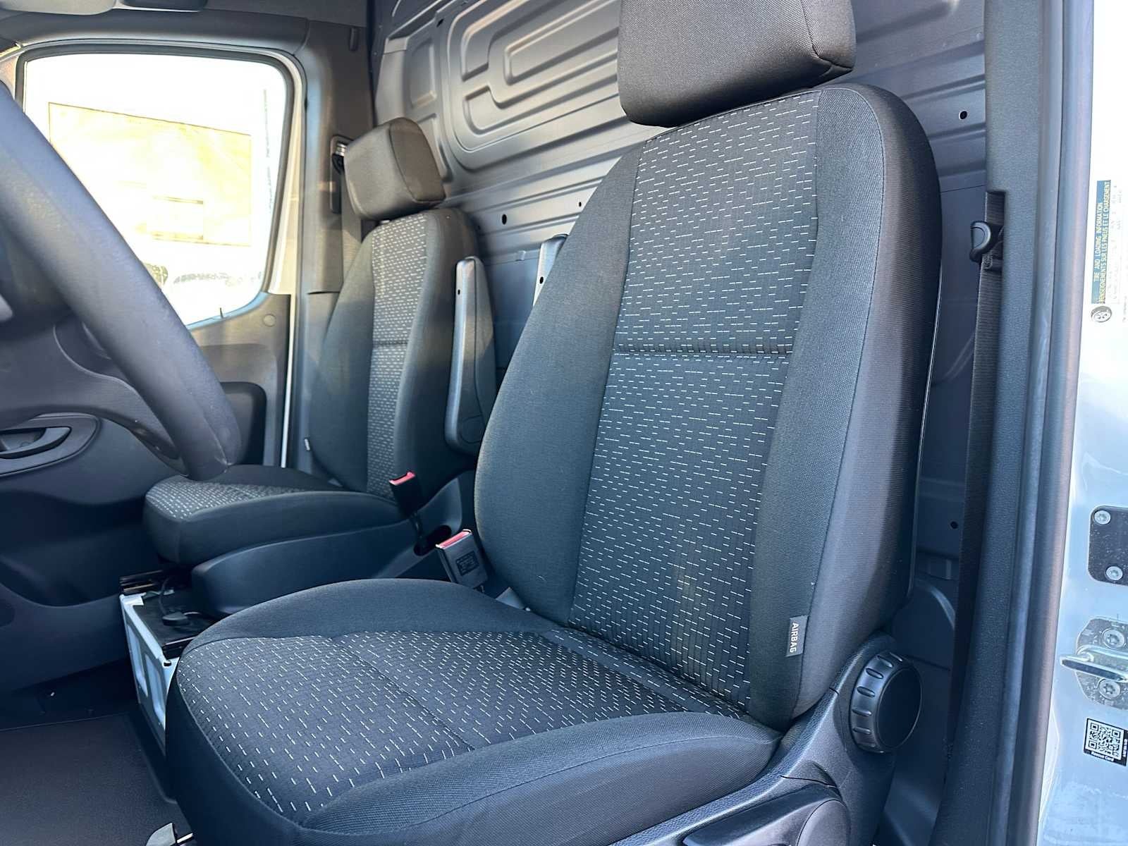 2024 Mercedes-Benz Sprinter 2500 High Roof I4 Diesel HO 170" RWD