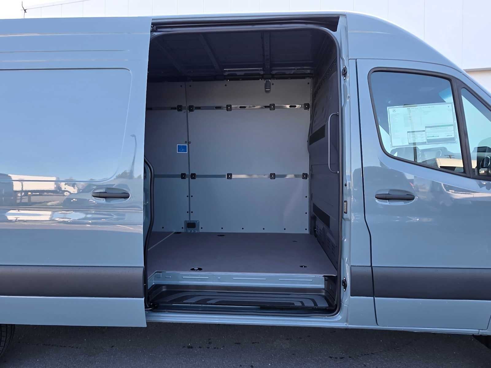 2026 Mercedes-Benz Sprinter Cargo 2500 High Roof I4 Diesel HO 170 AWD