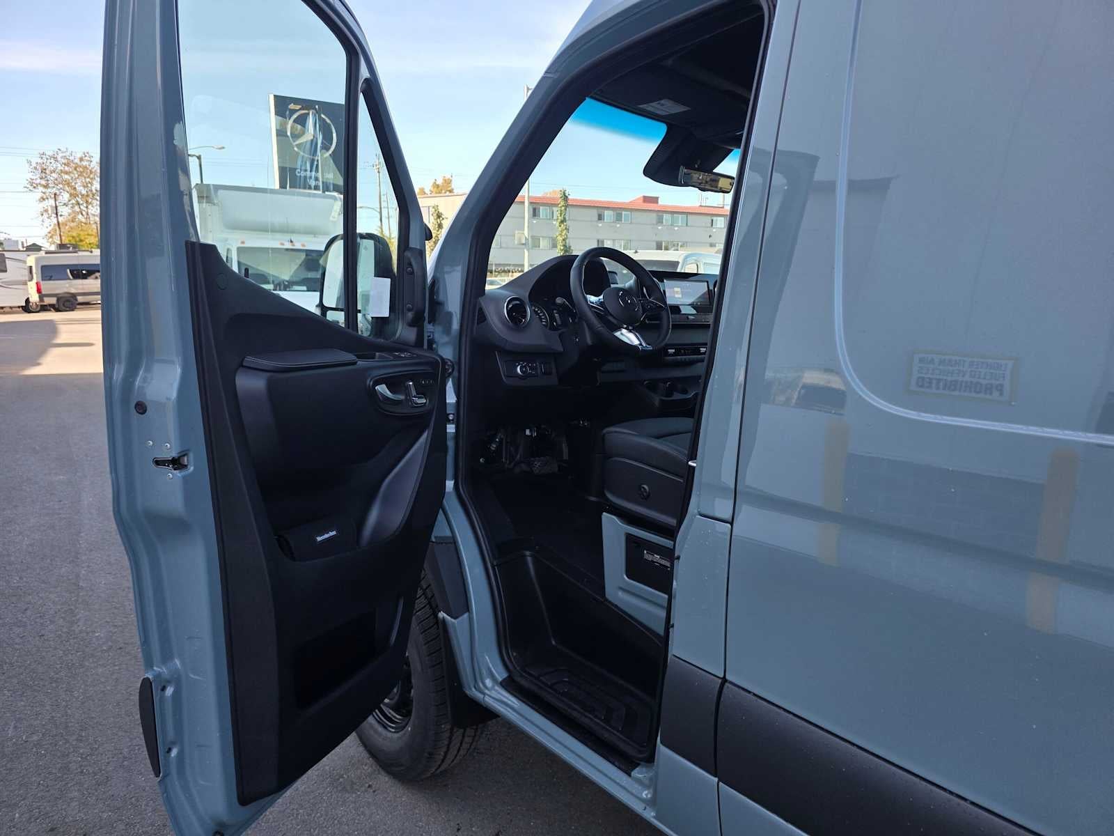 2026 Mercedes-Benz Sprinter Cargo 2500 High Roof I4 Diesel HO 170 AWD