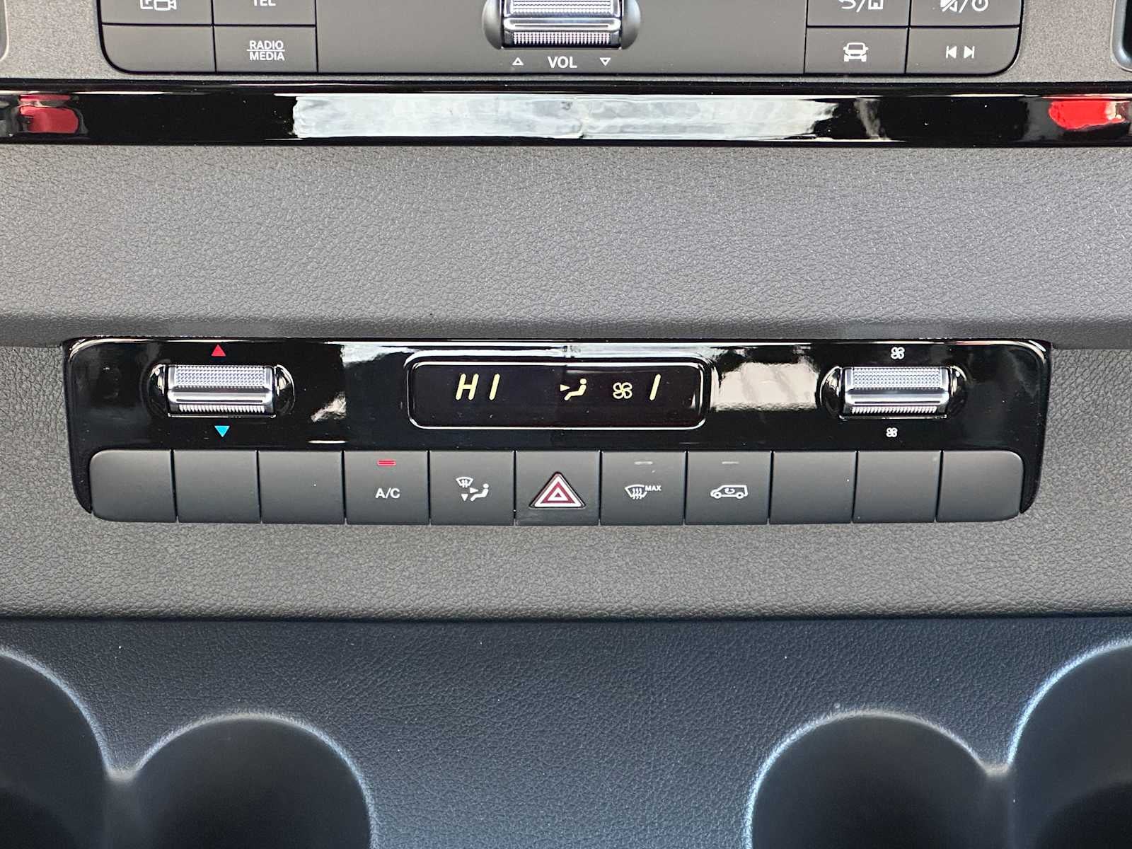 2026 Mercedes-Benz Sprinter 2500 High Roof I4 Diesel HO 170 AWD