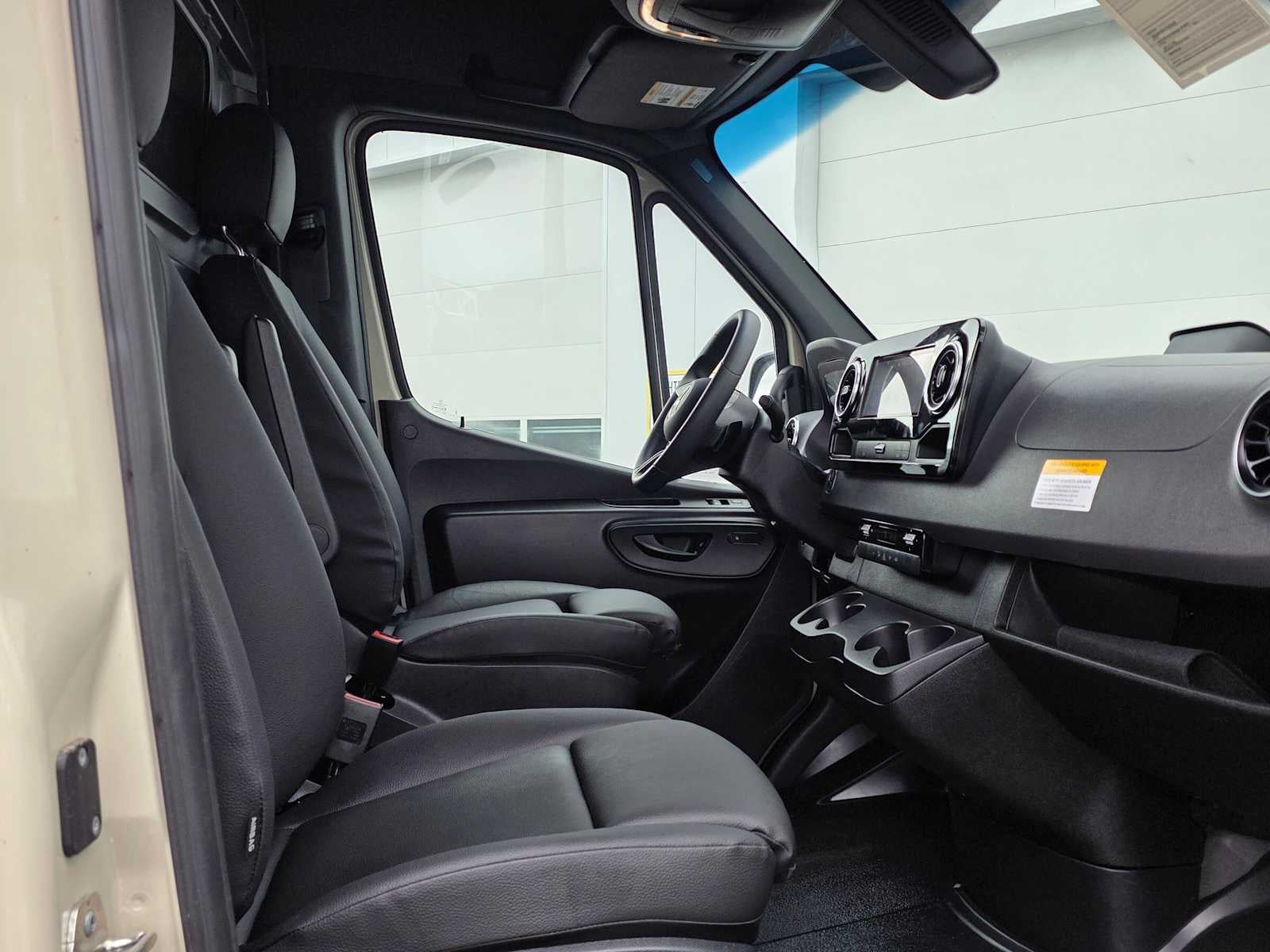 2025 Mercedes-Benz Sprinter Cargo Van 2500 High Roof I4 Diesel HO 170 AWD
