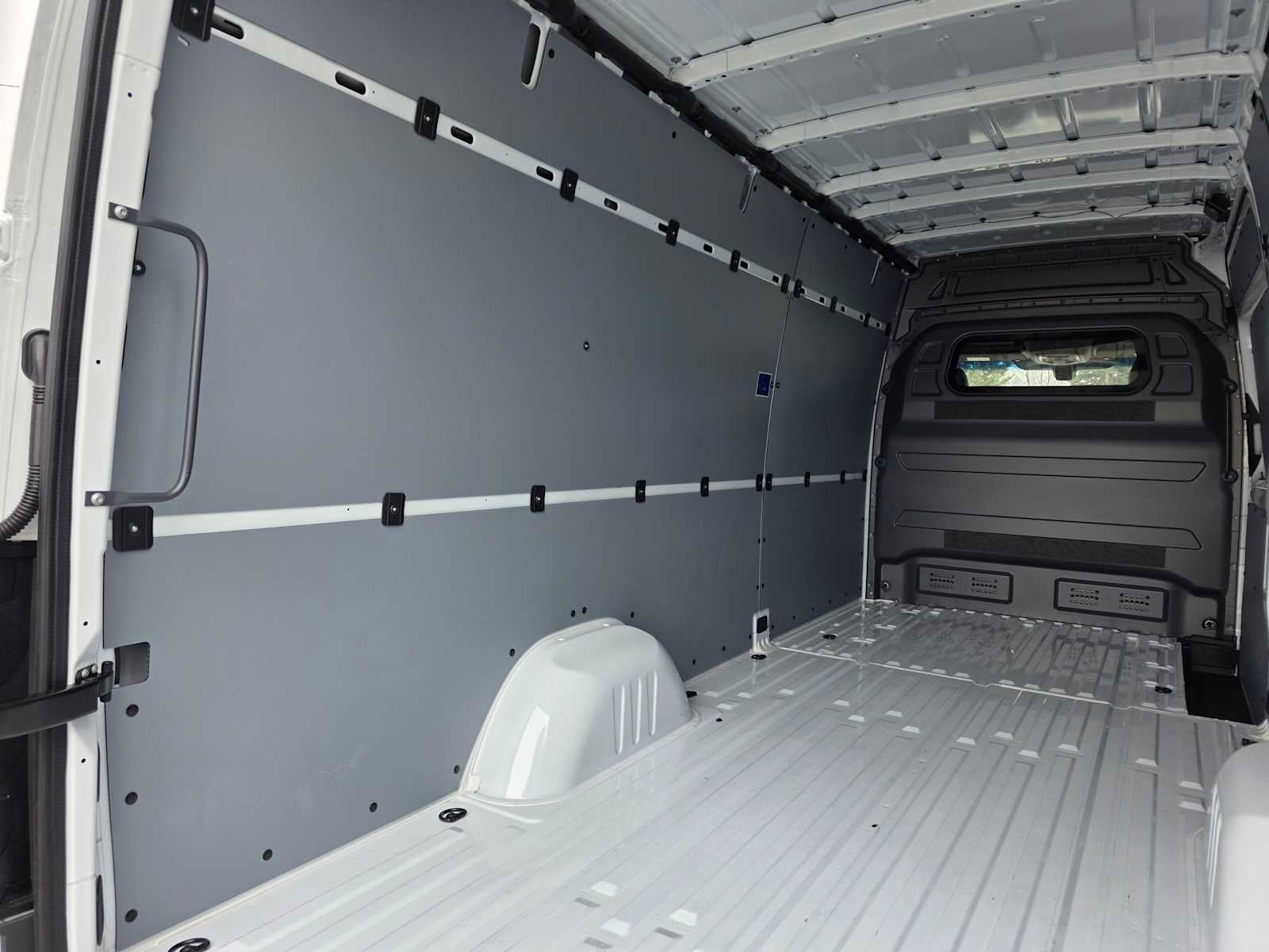 2026 Mercedes-Benz Sprinter 2500 High Roof I4 Diesel HO 170 AWD