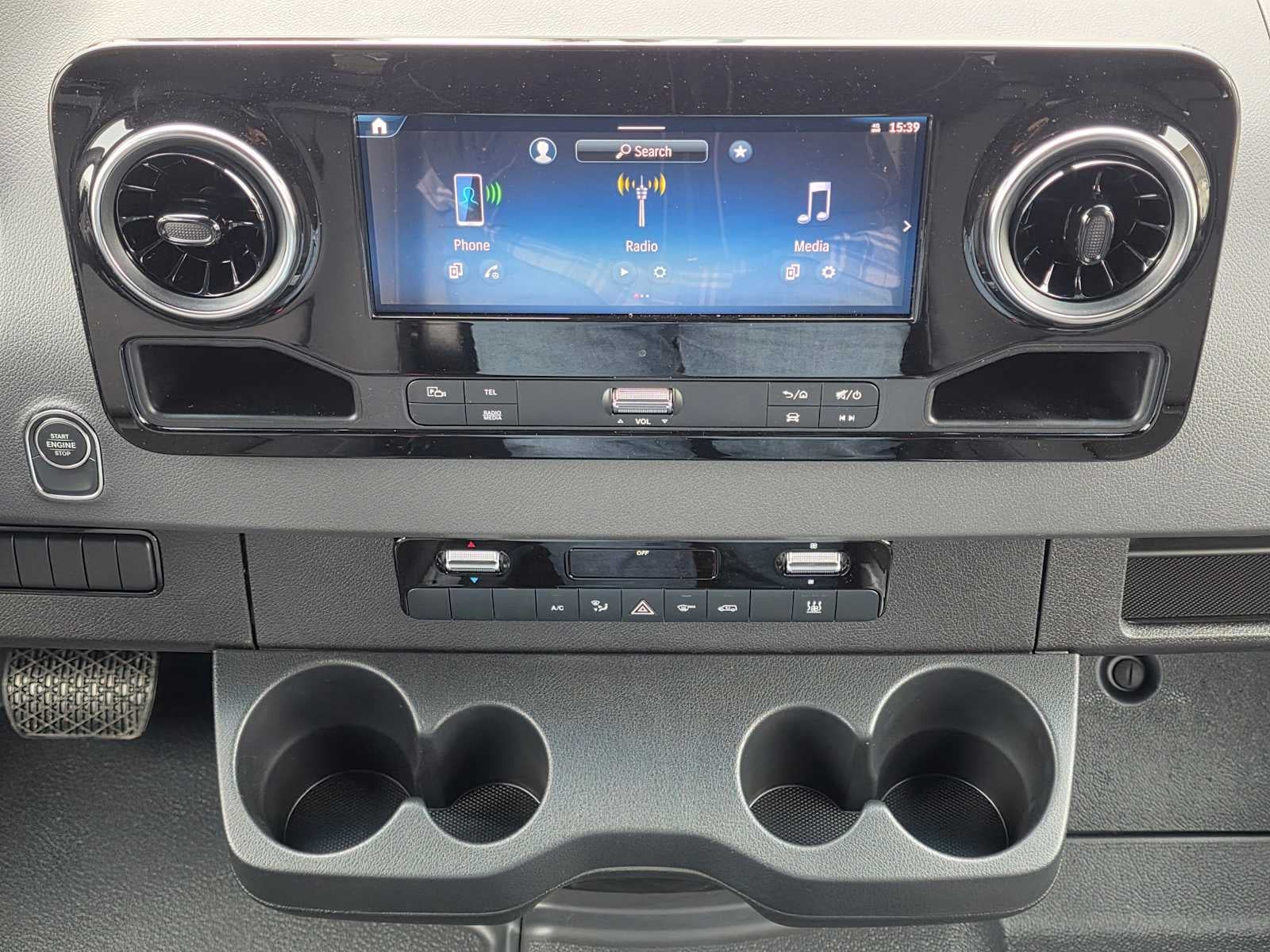 2026 Mercedes-Benz Sprinter 2500 High Roof I4 Diesel HO 170 AWD