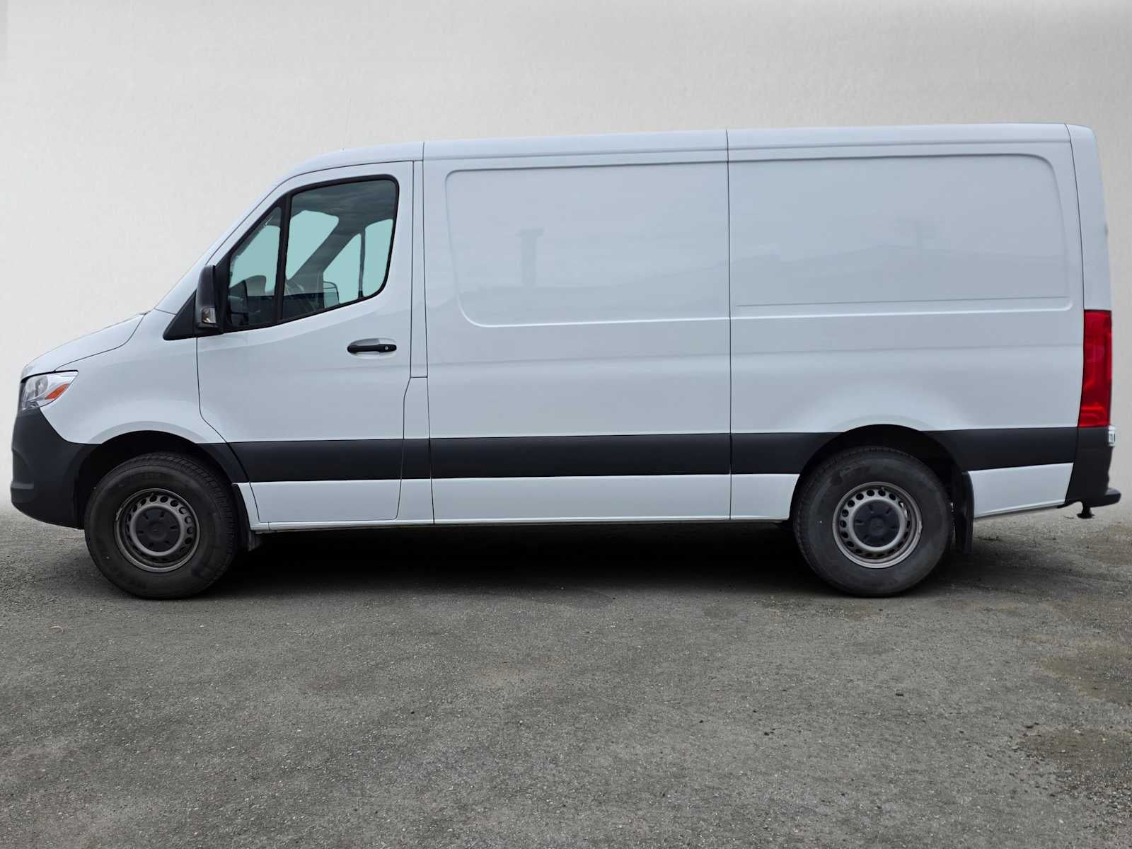 2023 Mercedes-Benz Sprinter Cargo Van 1500 Standard Roof I4 Gas 144 RWD