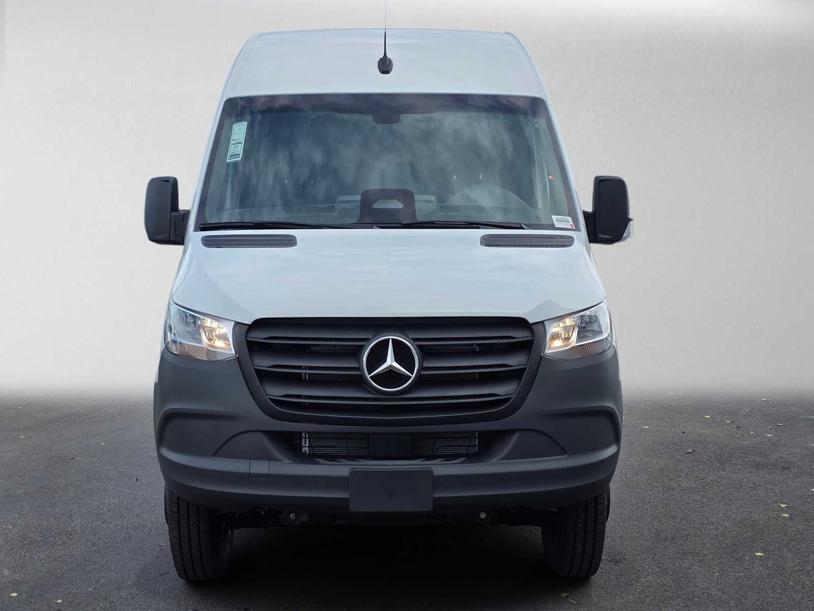 2026 Mercedes-Benz Sprinter Cargo 3500XD Standard Roof I4 Diesel HO 144 AWD
