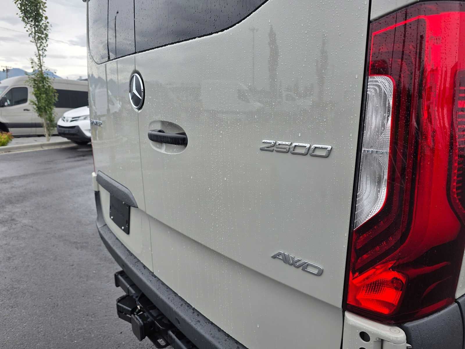 2026 Mercedes-Benz Sprinter Passenger Van 2500 Standard Roof I4 Diesel HO 144 AWD