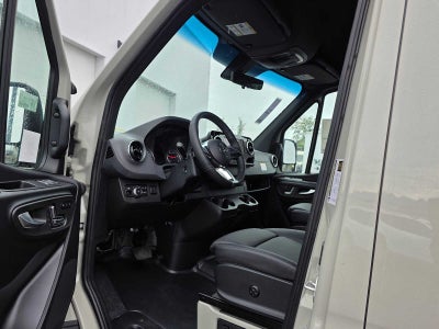 2026 Mercedes-Benz Sprinter Passenger Van 2500 Standard Roof I4 Diesel HO 144 AWD