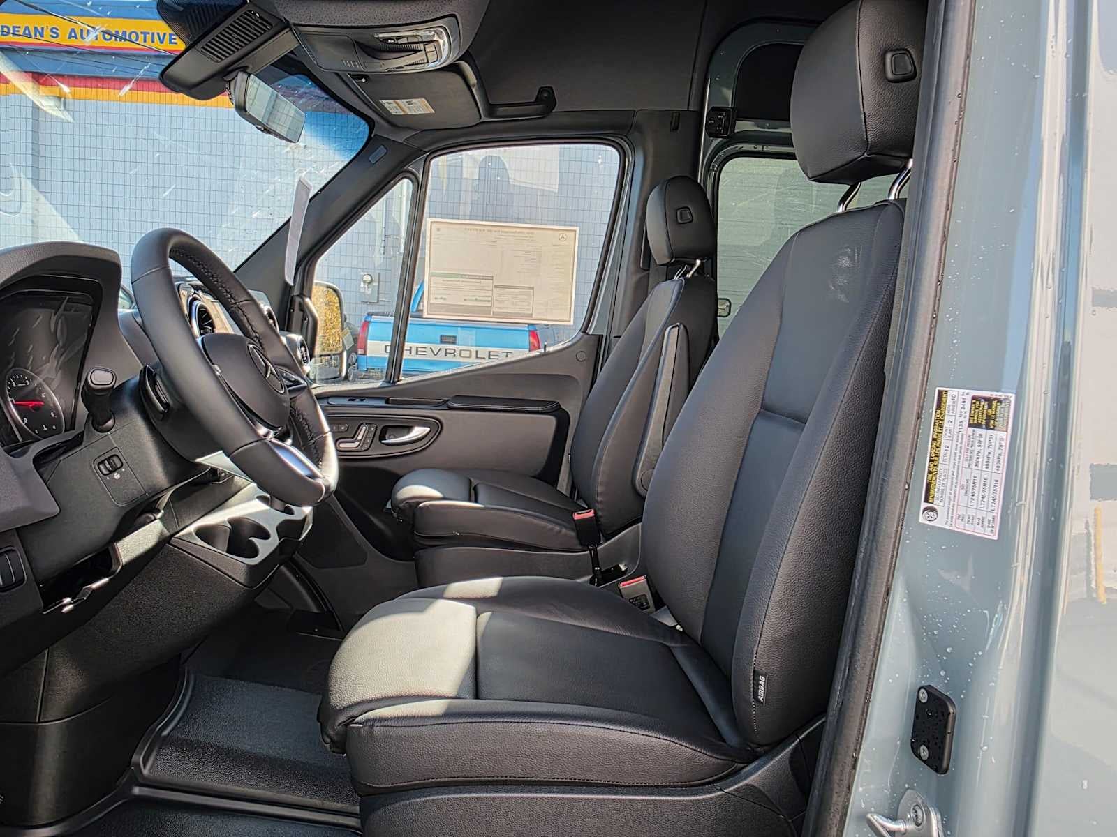 2026 Mercedes-Benz Sprinter Passenger 2500 Standard Roof I4 Diesel HO 144 AWD