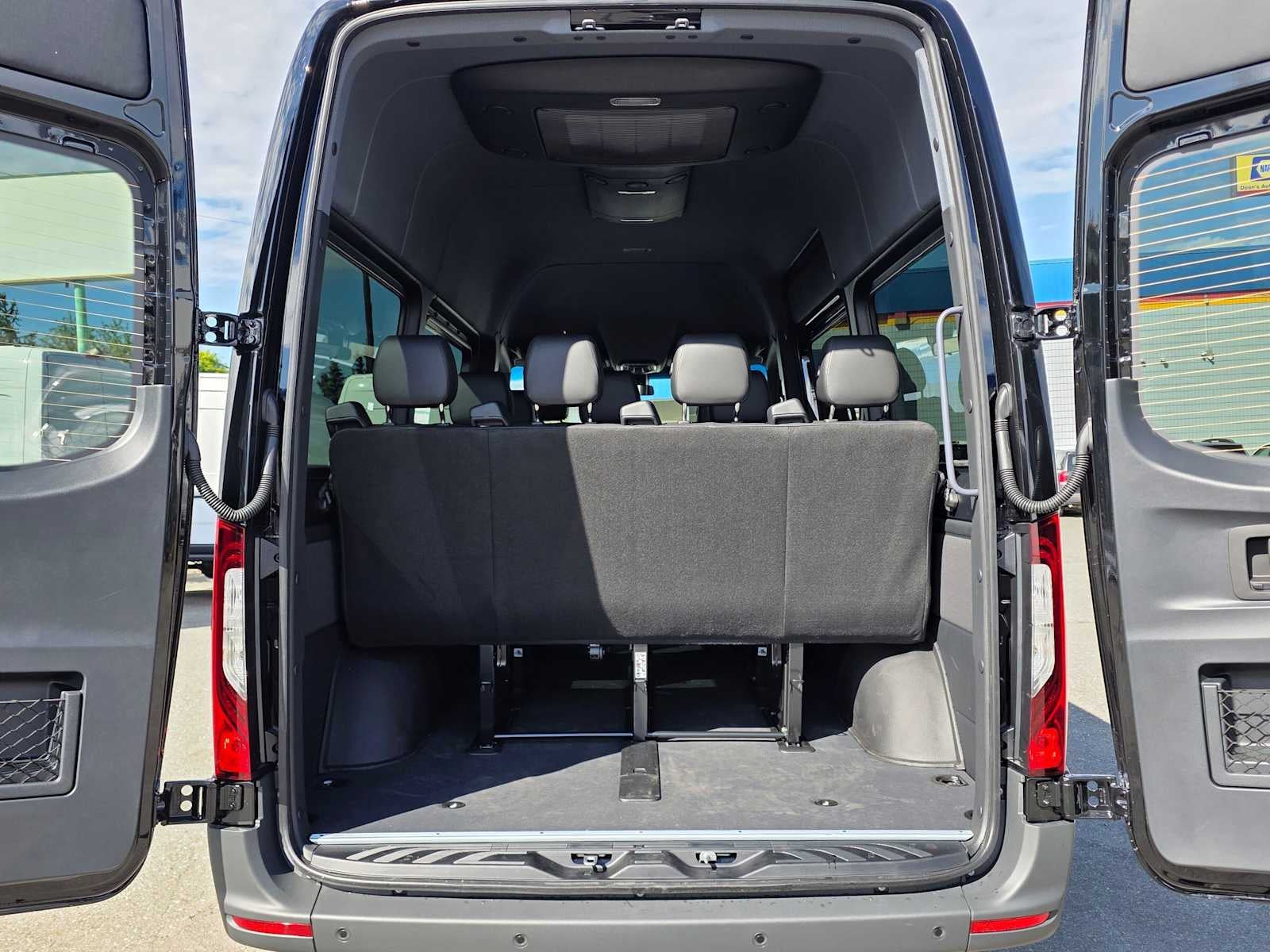 2026 Mercedes-Benz Sprinter Passenger Van 2500 Standard Roof I4 Diesel HO 144 AWD