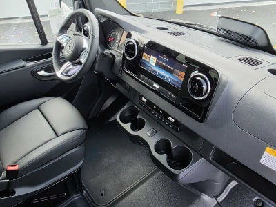 2026 Mercedes-Benz Sprinter Passenger 2500 Standard Roof I4 Diesel HO 144 AWD