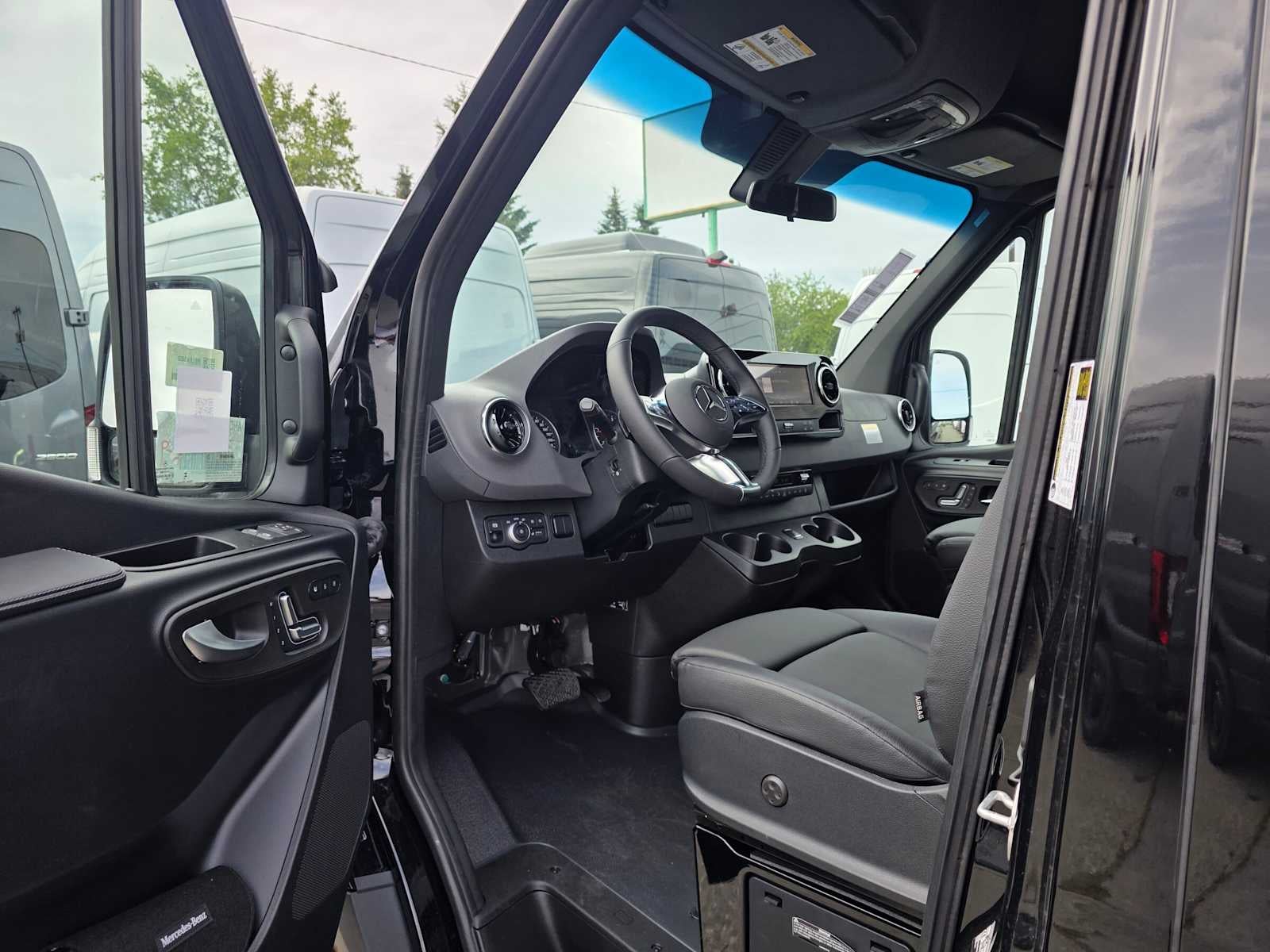 2026 Mercedes-Benz Sprinter Passenger Van 2500 Standard Roof I4 Diesel HO 144 AWD