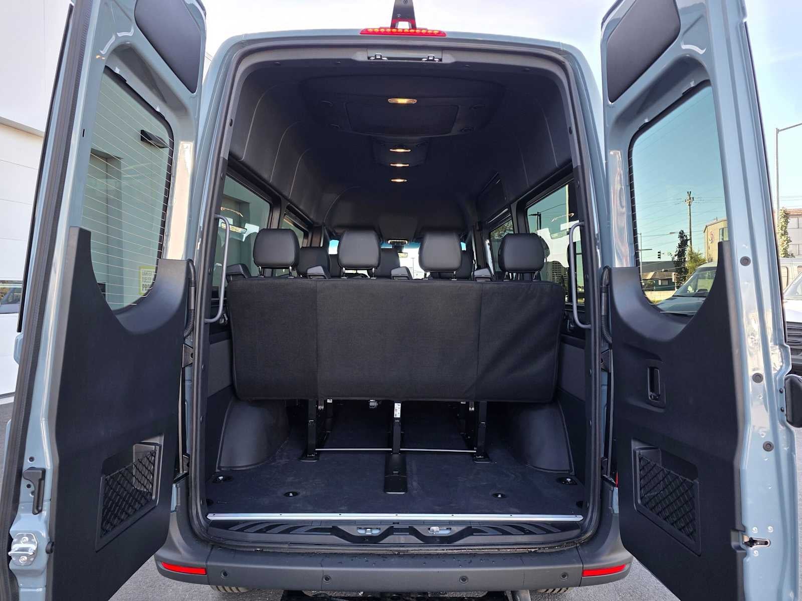 2026 Mercedes-Benz Sprinter Passenger 2500 Standard Roof I4 Diesel HO 144 AWD