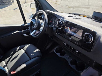 2026 Mercedes-Benz Sprinter Passenger Van 2500 Standard Roof I4 Diesel HO 144 AWD