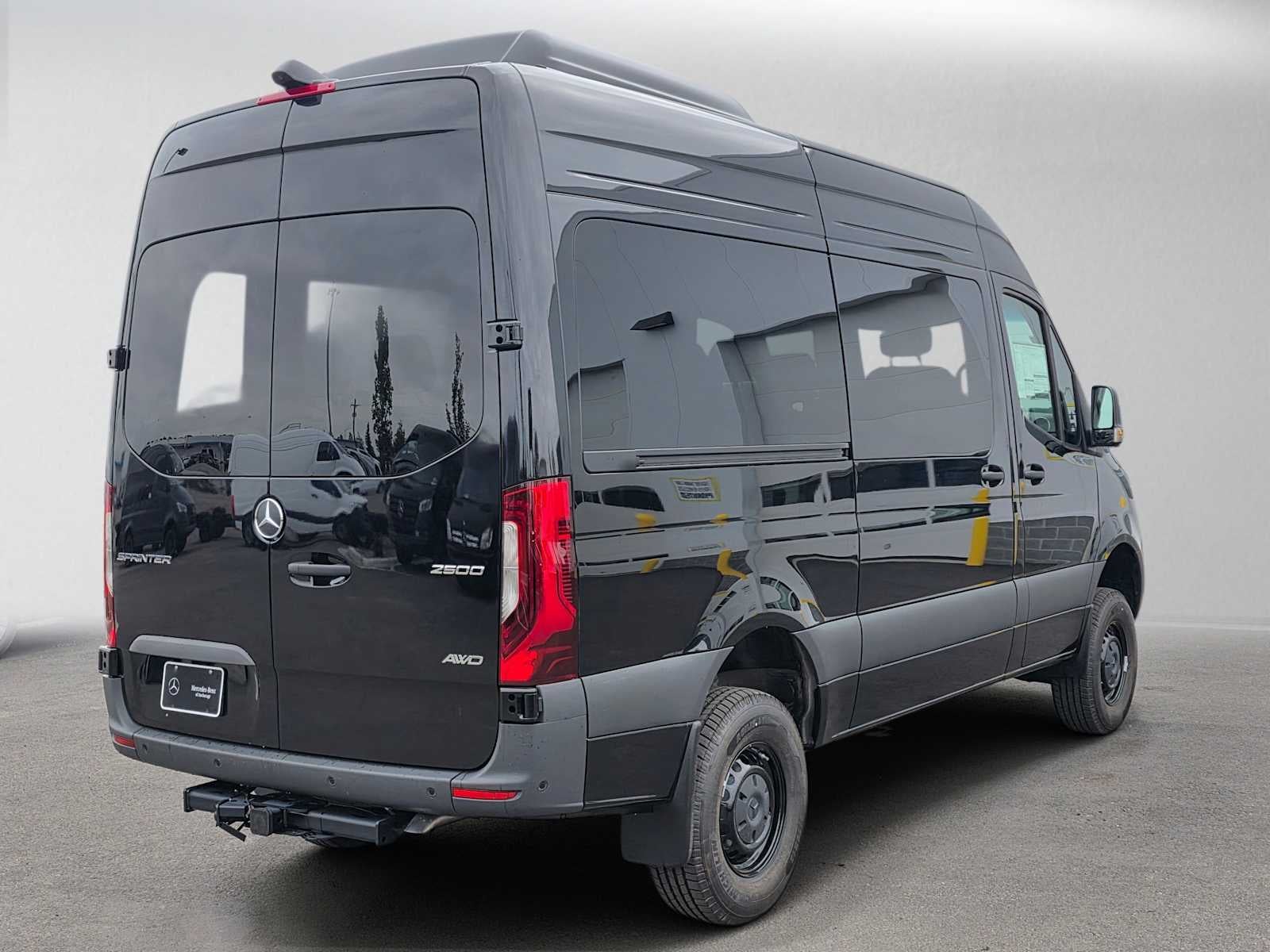 2026 Mercedes-Benz Sprinter Passenger Van 2500 Standard Roof I4 Diesel HO 144 AWD