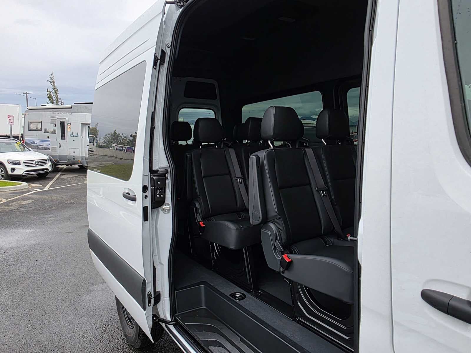 2026 Mercedes-Benz Sprinter Passenger 2500 Standard Roof I4 Diesel HO 144 AWD