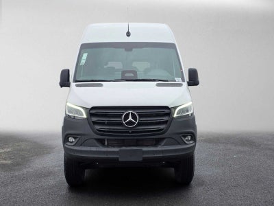 2026 Mercedes-Benz Sprinter Passenger 2500 Standard Roof I4 Diesel HO 144 AWD