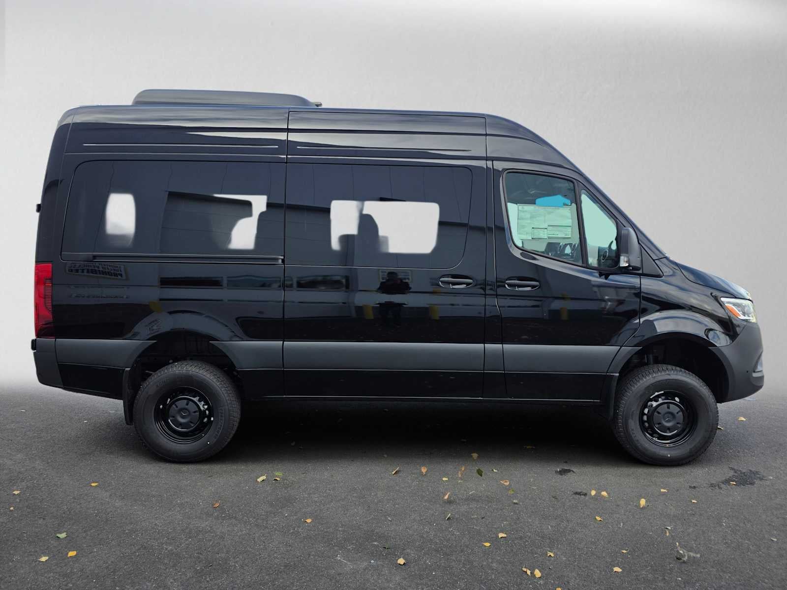 2026 Mercedes-Benz Sprinter Passenger 2500 Standard Roof I4 Diesel HO 144 AWD