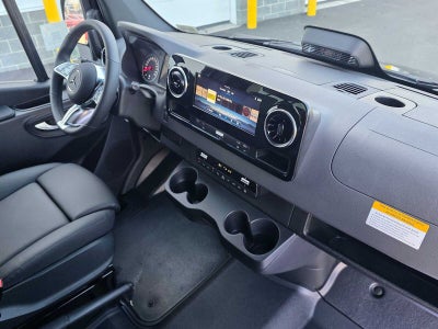 2026 Mercedes-Benz Sprinter Passenger 2500 Standard Roof I4 Diesel HO 144 AWD