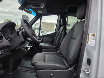 2026 Mercedes-Benz Sprinter Passenger Van 2500 Standard Roof I4 Diesel HO 144 AWD