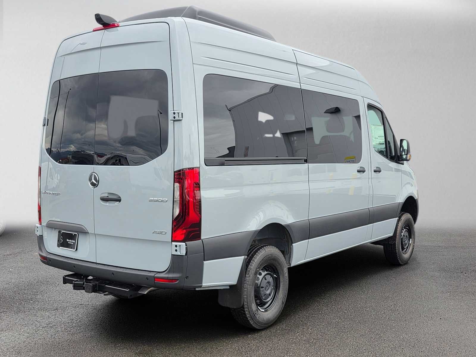 2026 Mercedes-Benz Sprinter Passenger Van 2500 Standard Roof I4 Diesel HO 144 AWD