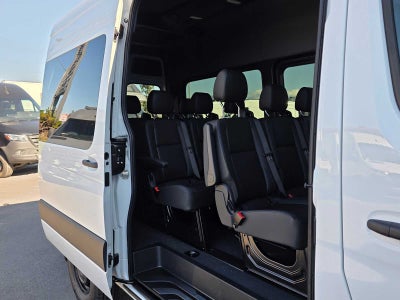2026 Mercedes-Benz Sprinter Passenger 2500 Standard Roof I4 Diesel HO 144 AWD