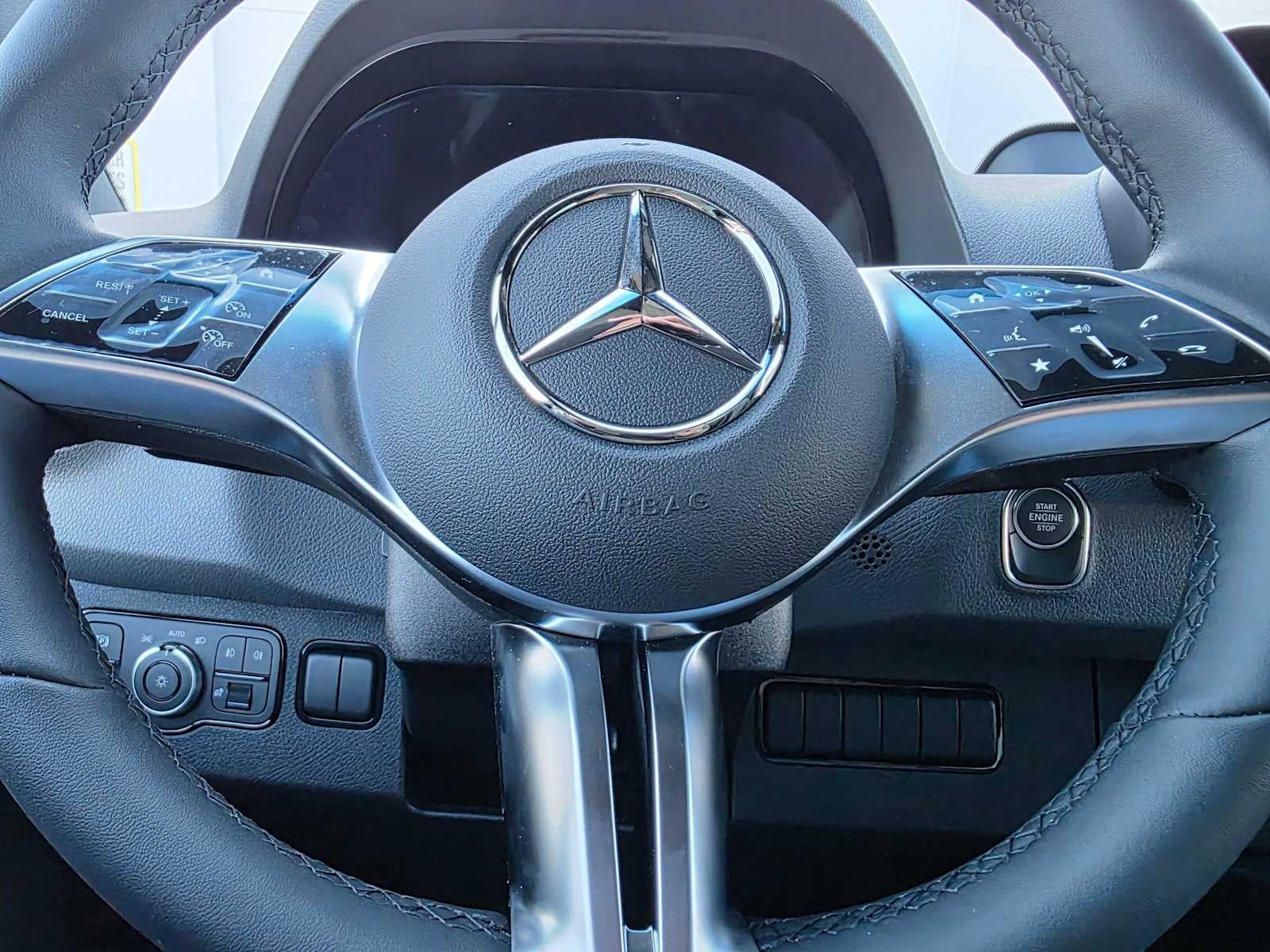 2026 Mercedes-Benz Sprinter Passenger 2500 Standard Roof I4 Diesel HO 144 AWD