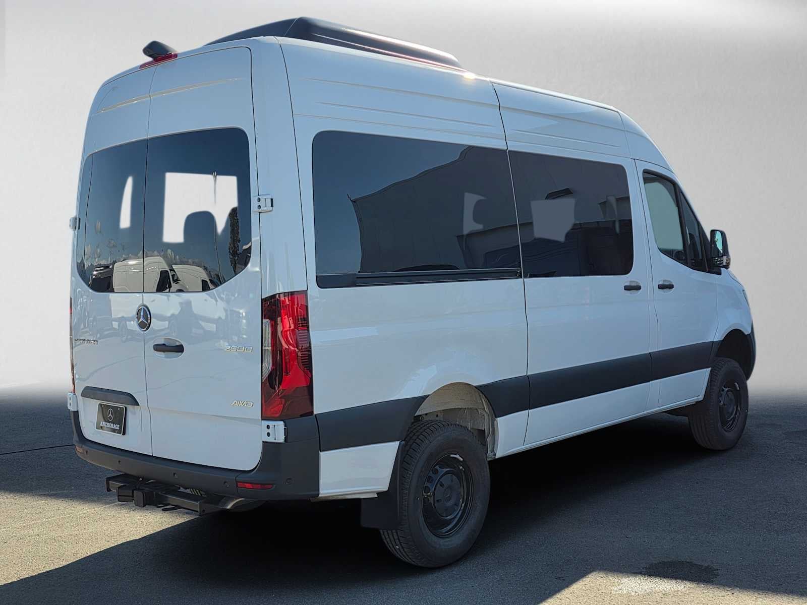 2026 Mercedes-Benz Sprinter Passenger 2500 Standard Roof I4 Diesel HO 144 AWD