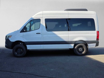 2026 Mercedes-Benz Sprinter Passenger 2500 Standard Roof I4 Diesel HO 144 AWD