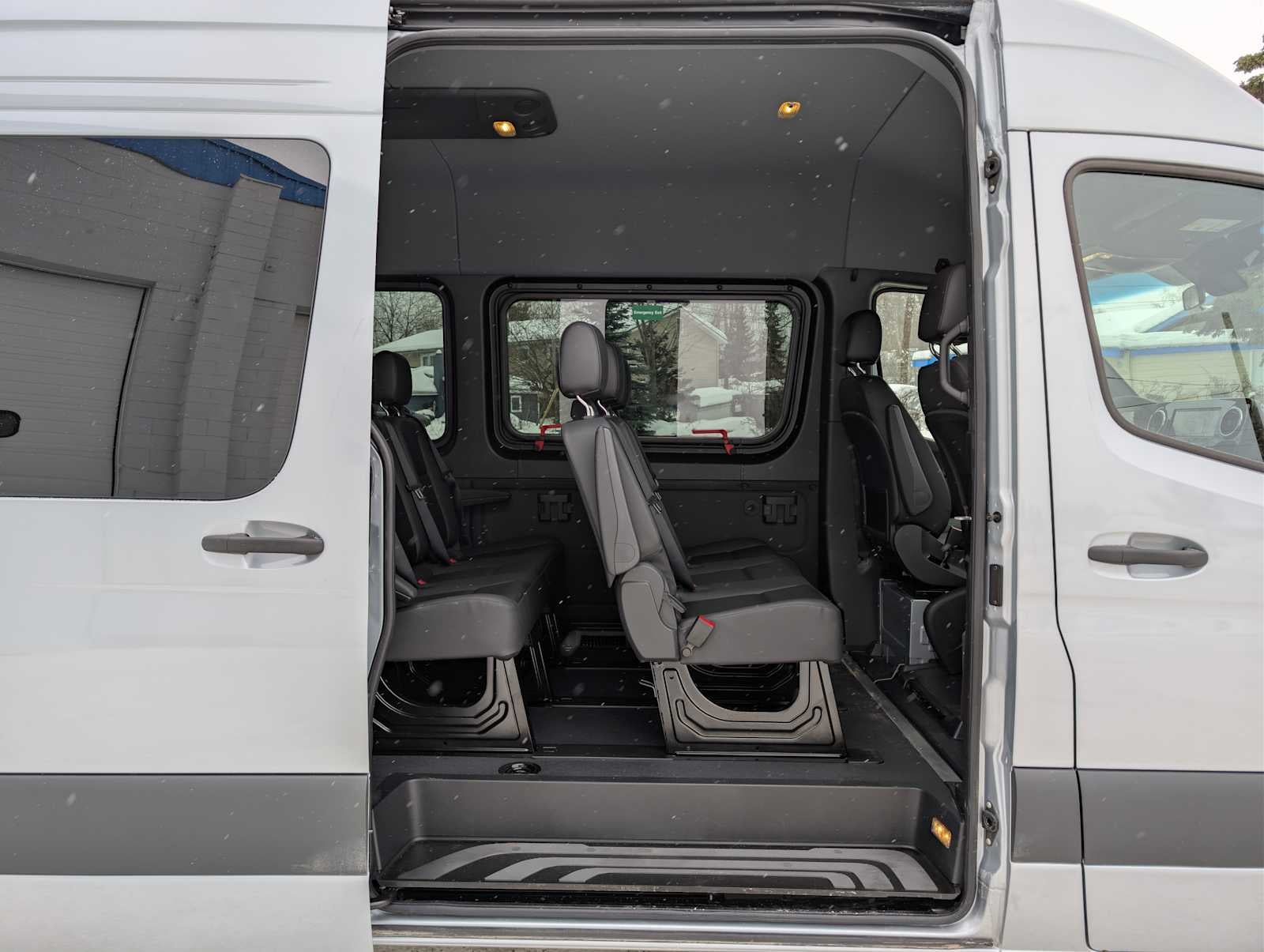 2025 Mercedes-Benz Sprinter 2500 Standard Roof I4 Diesel HO 144" AWD