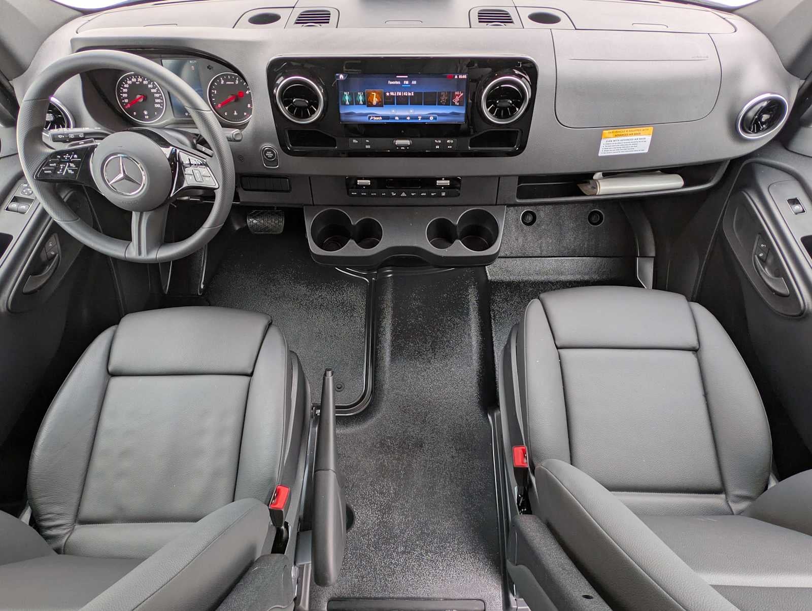 2025 Mercedes-Benz Sprinter 2500 Standard Roof I4 Diesel HO 144" AWD