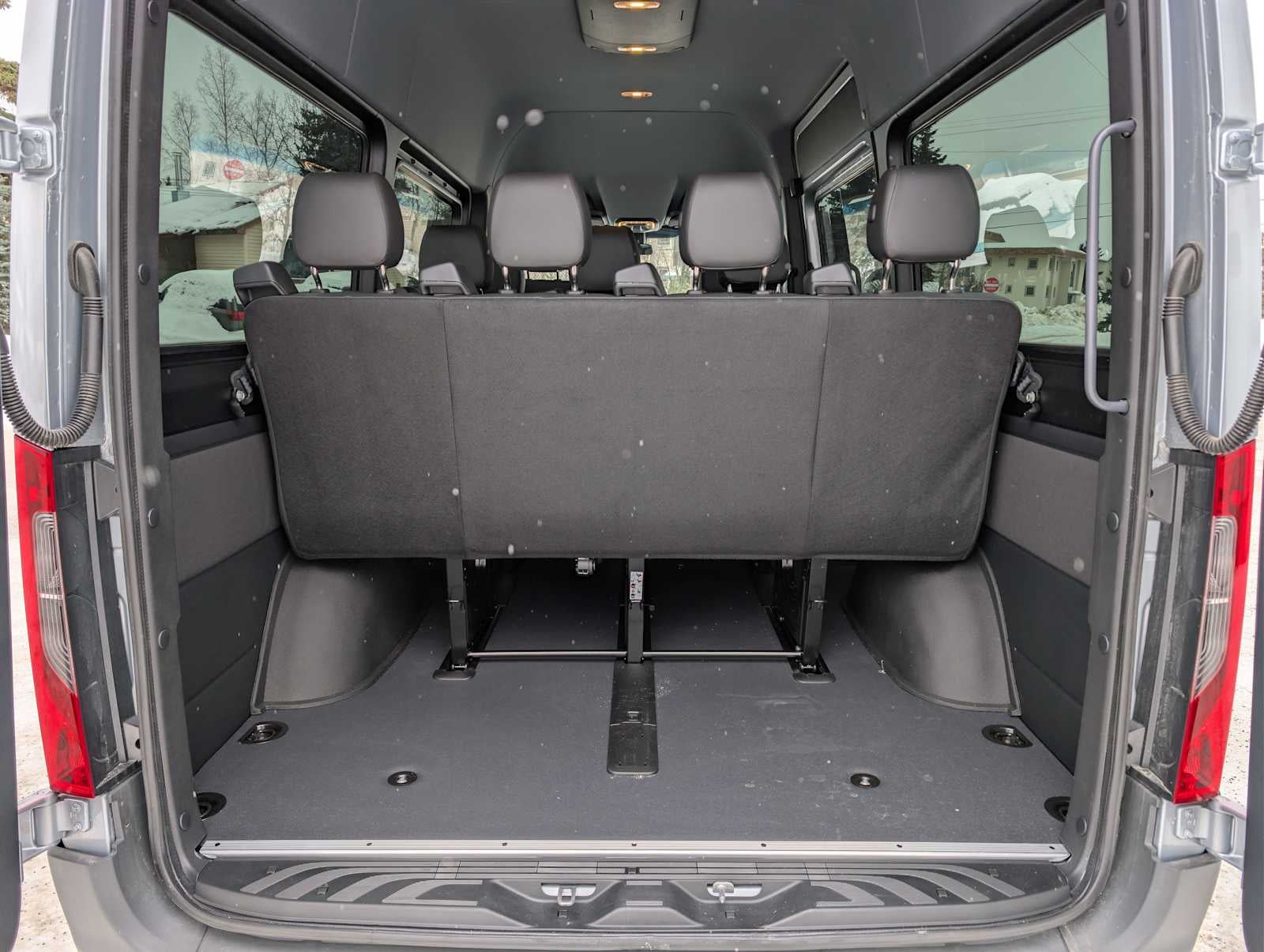 2025 Mercedes-Benz Sprinter 2500 Standard Roof I4 Diesel HO 144" AWD