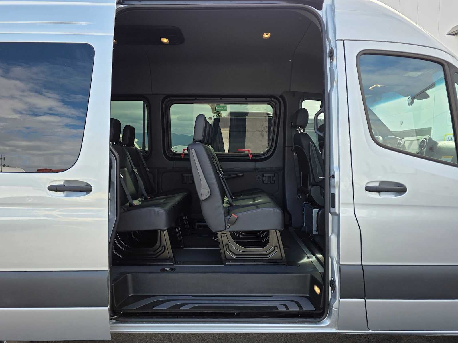 2026 Mercedes-Benz Sprinter Passenger Van 2500 Standard Roof I4 Diesel HO 144 AWD