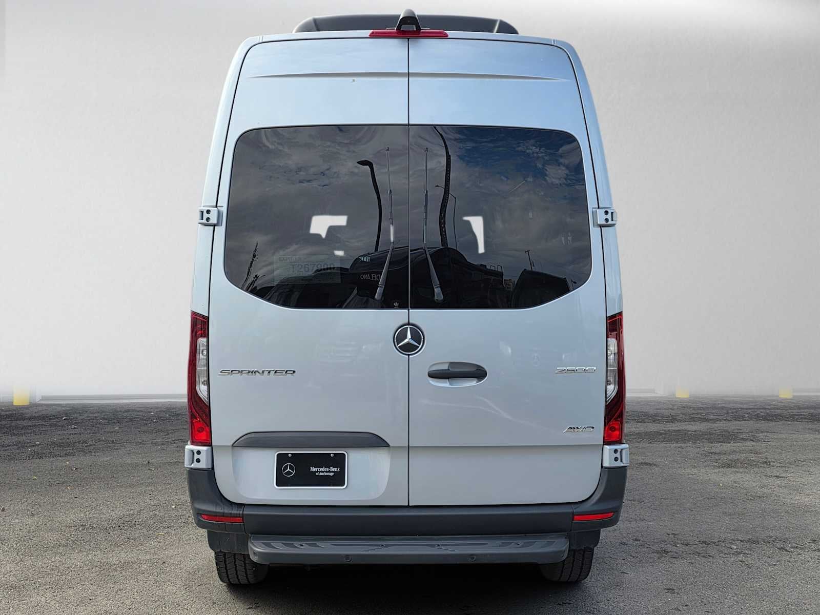 2026 Mercedes-Benz Sprinter Passenger Van 2500 Standard Roof I4 Diesel HO 144 AWD