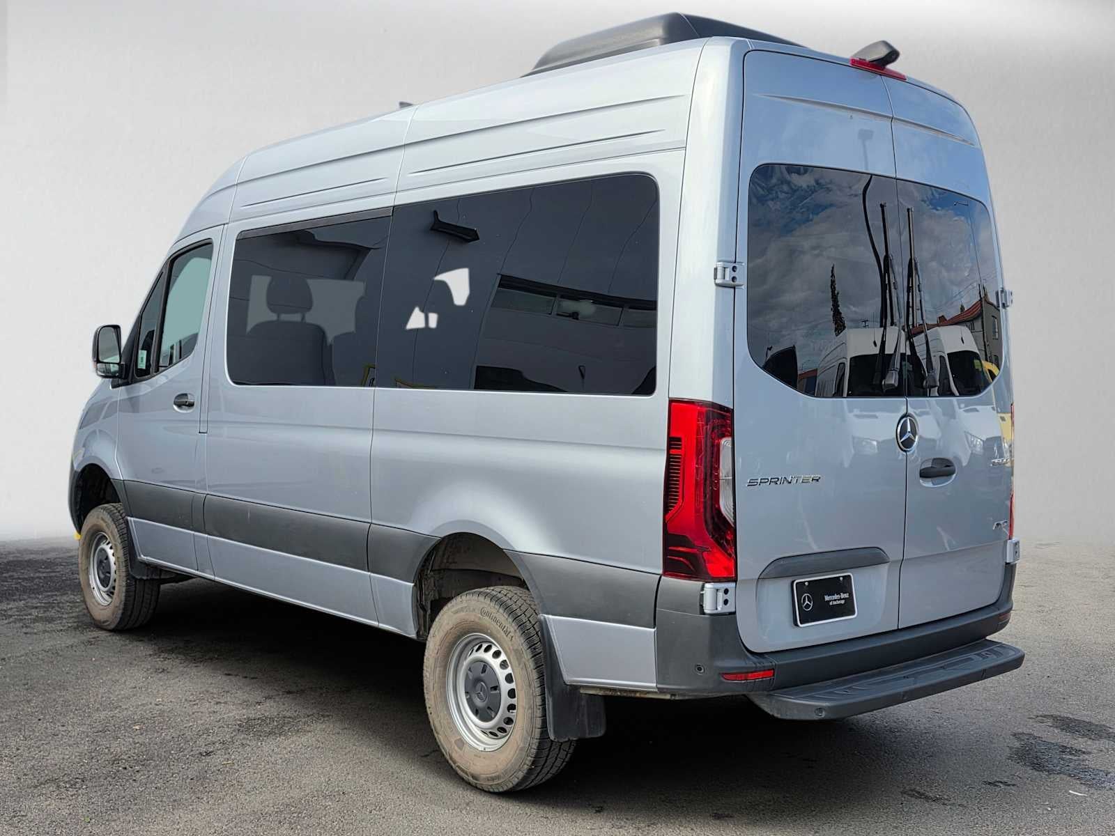 2026 Mercedes-Benz Sprinter Passenger Van 2500 Standard Roof I4 Diesel HO 144 AWD
