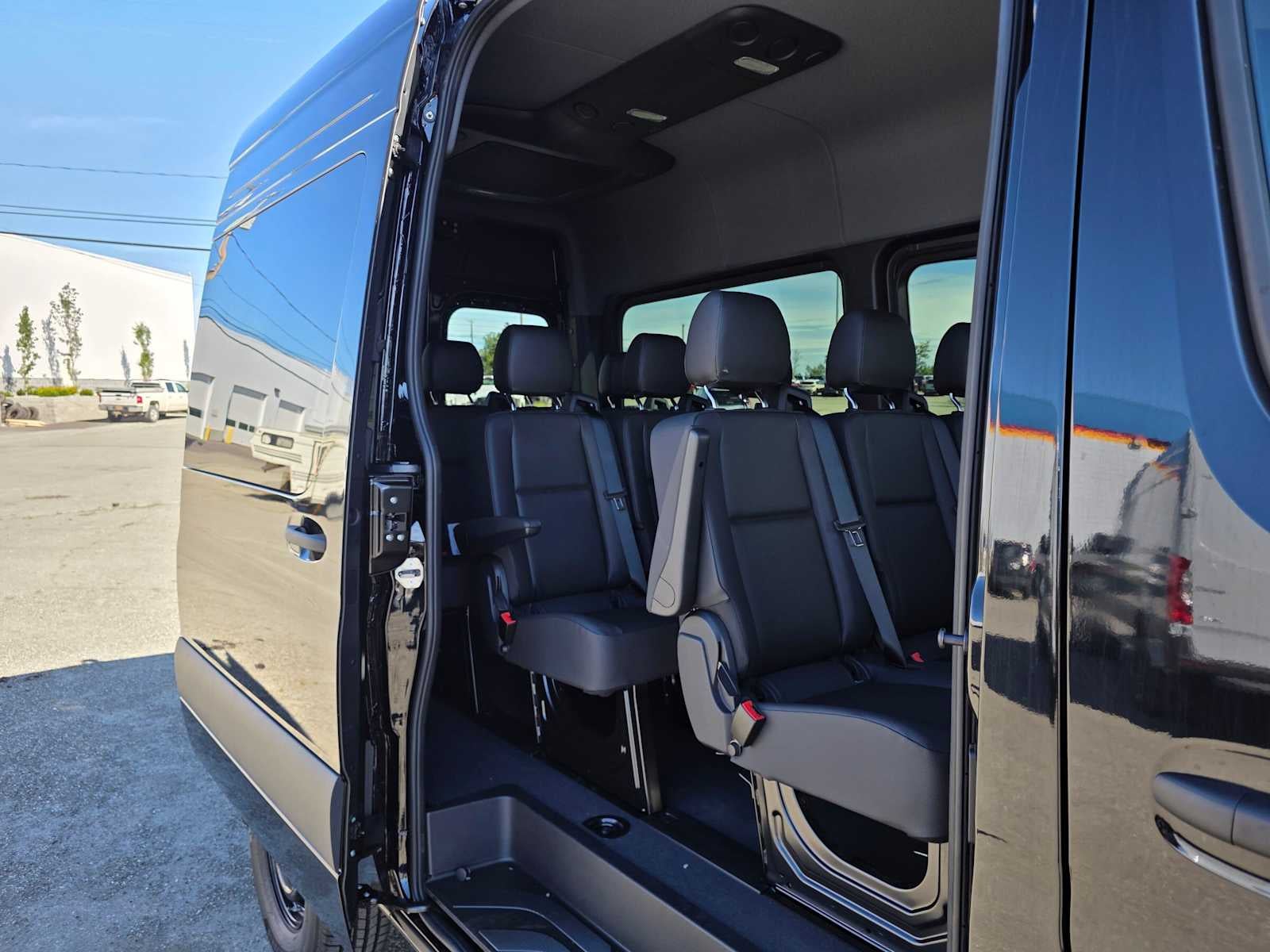 2026 Mercedes-Benz Sprinter Passenger Van 2500 Standard Roof I4 Diesel HO 144 AWD