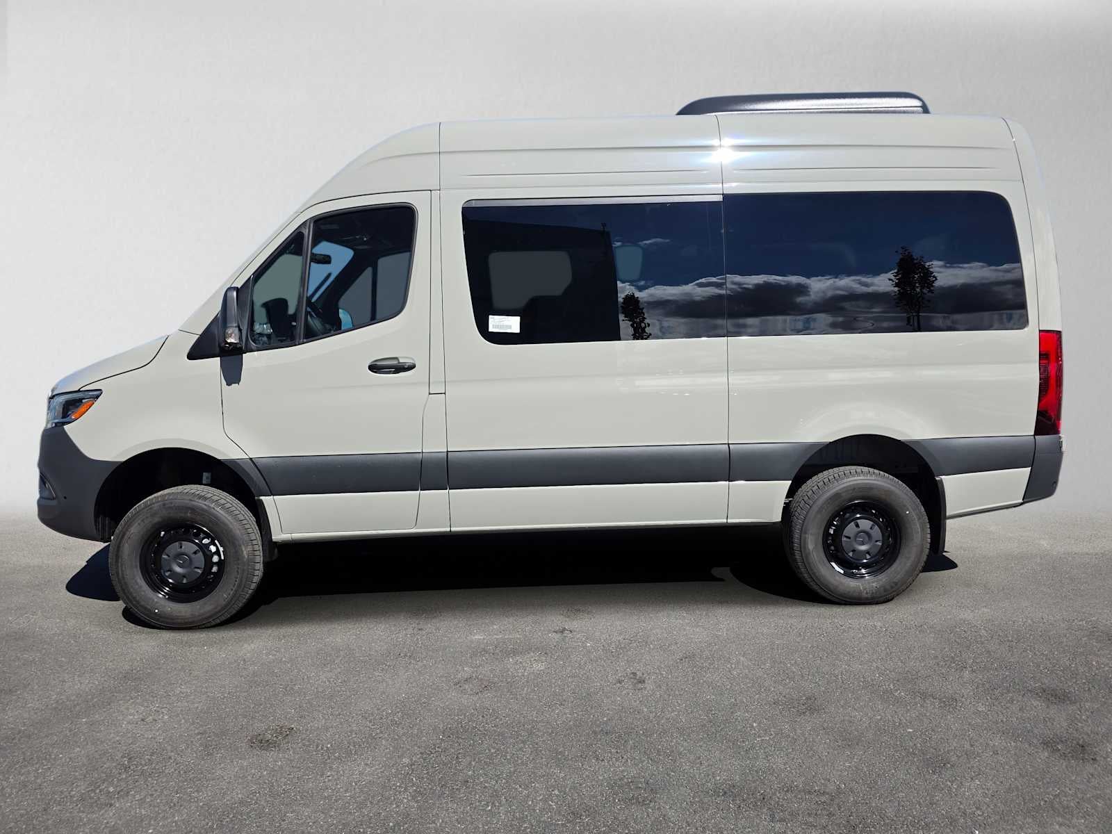 2026 Mercedes-Benz Sprinter Passenger Van 2500 Standard Roof I4 Diesel HO 144 AWD
