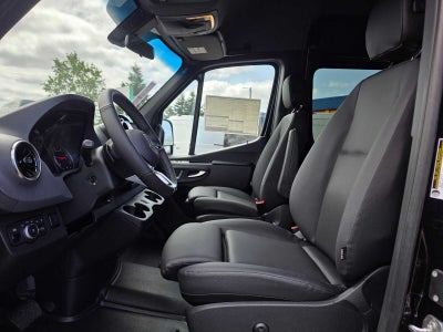 2026 Mercedes-Benz Sprinter Passenger Van 2500 Standard Roof I4 Diesel HO 144 AWD