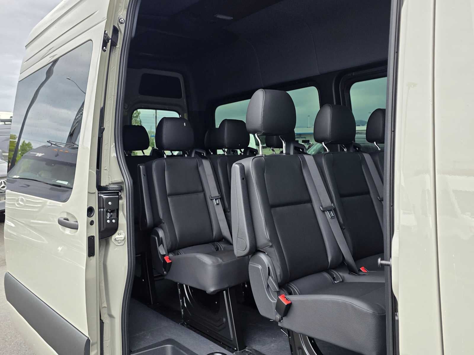 2026 Mercedes-Benz Sprinter Passenger Van 2500 Standard Roof I4 Diesel HO 144 AWD