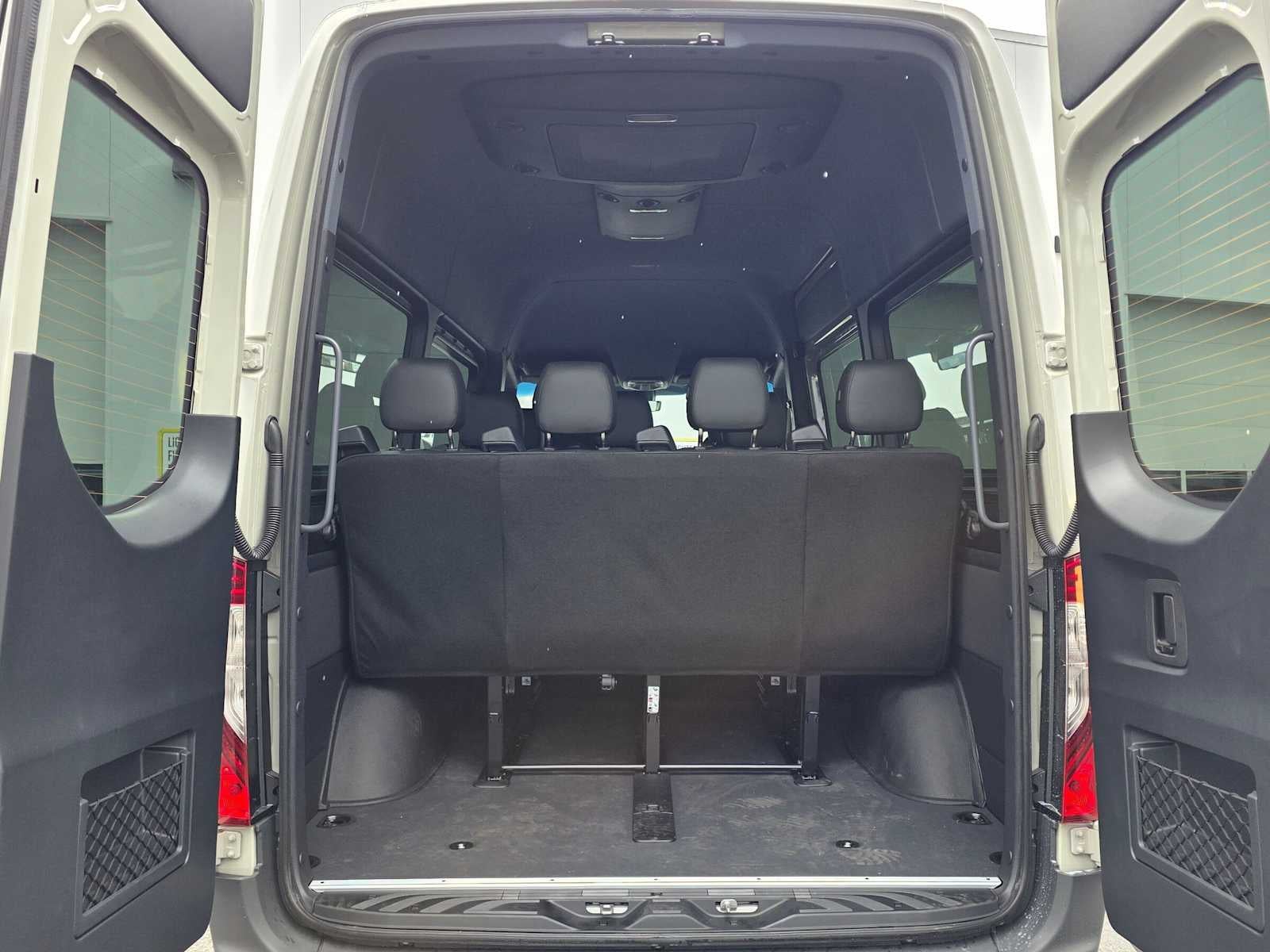 2026 Mercedes-Benz Sprinter Passenger Van 2500 Standard Roof I4 Diesel HO 144 AWD