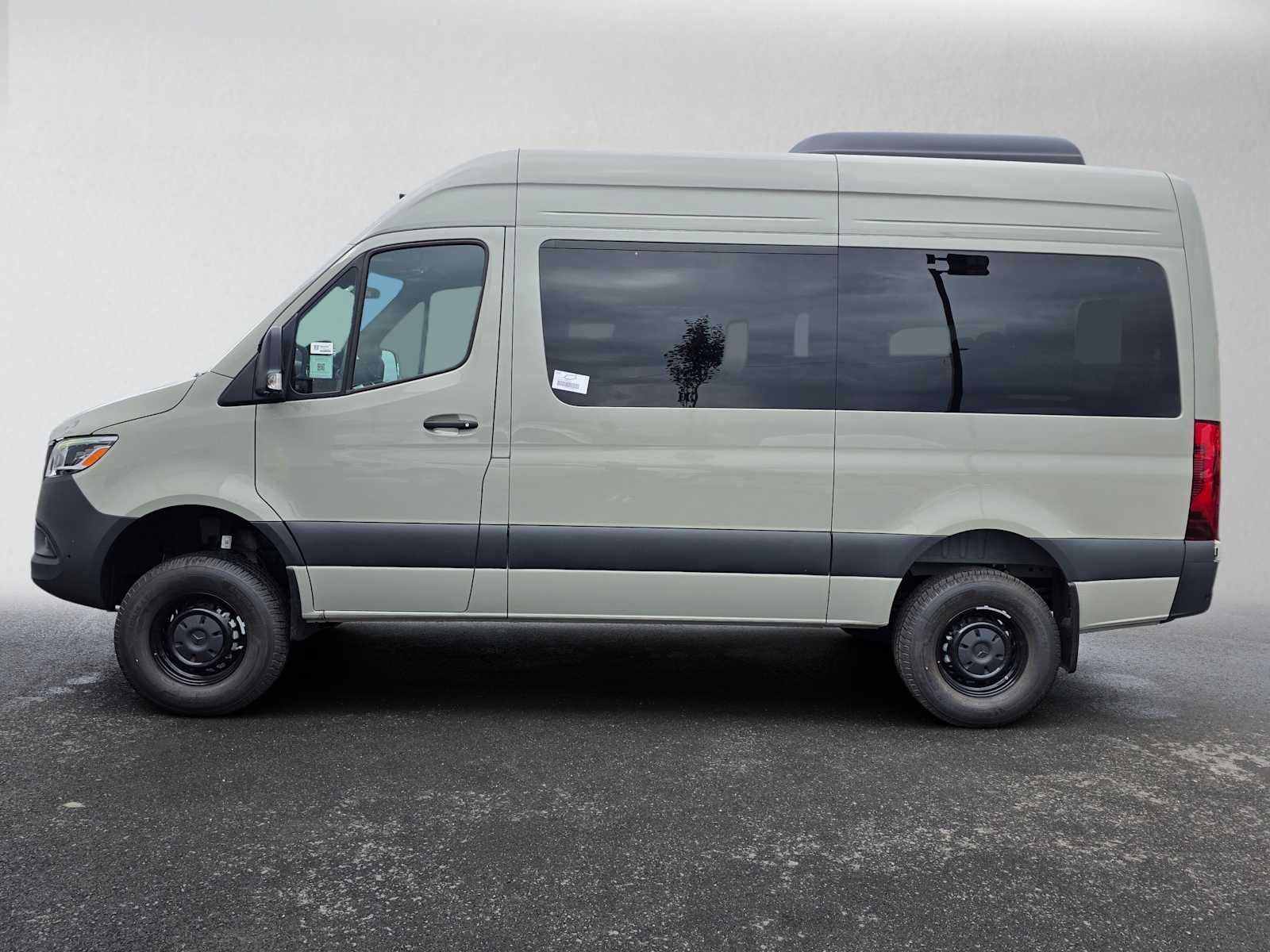2026 Mercedes-Benz Sprinter Passenger Van 2500 Standard Roof I4 Diesel HO 144 AWD