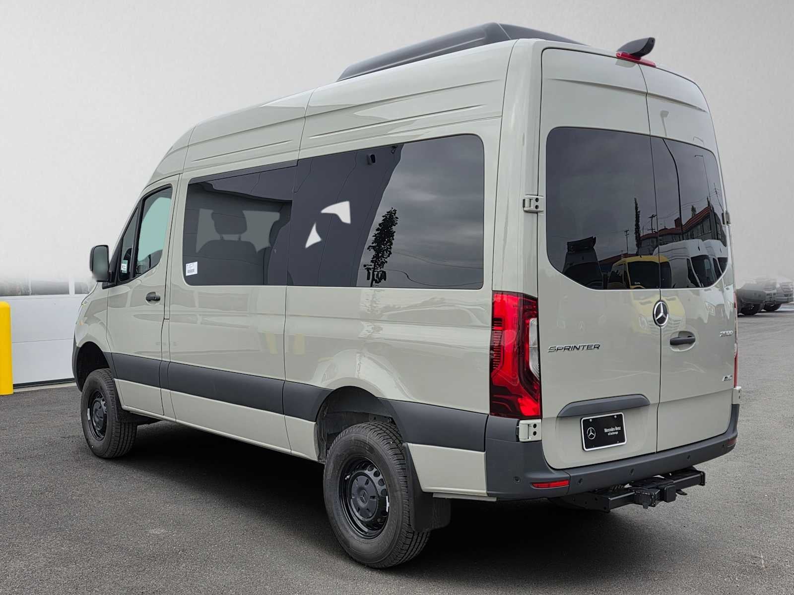 2026 Mercedes-Benz Sprinter Passenger Van 2500 Standard Roof I4 Diesel HO 144 AWD