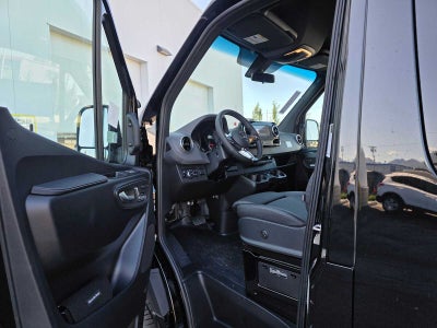 2026 Mercedes-Benz Sprinter Passenger 2500 Standard Roof I4 Diesel HO 144 AWD